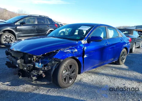 2023 Hyundai Elantra Sel z USA, uszkodzony, nr VIN KMHLM4AG9PU548484